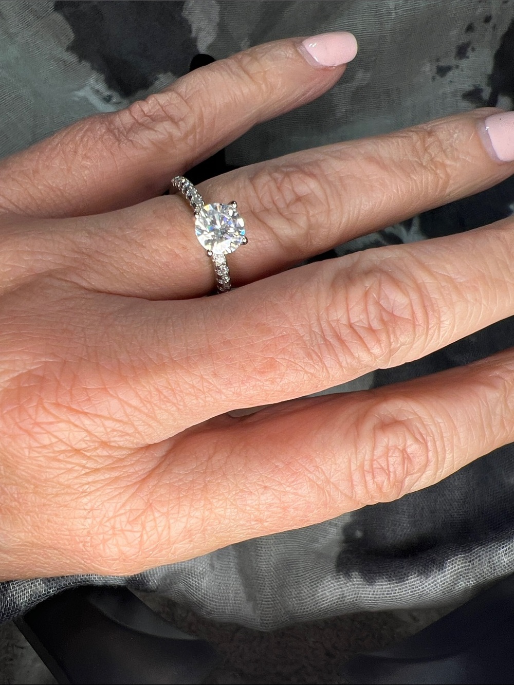 Classic Solitaire Round-Cut Moissanite Diamond Engagement Ring in Silver925